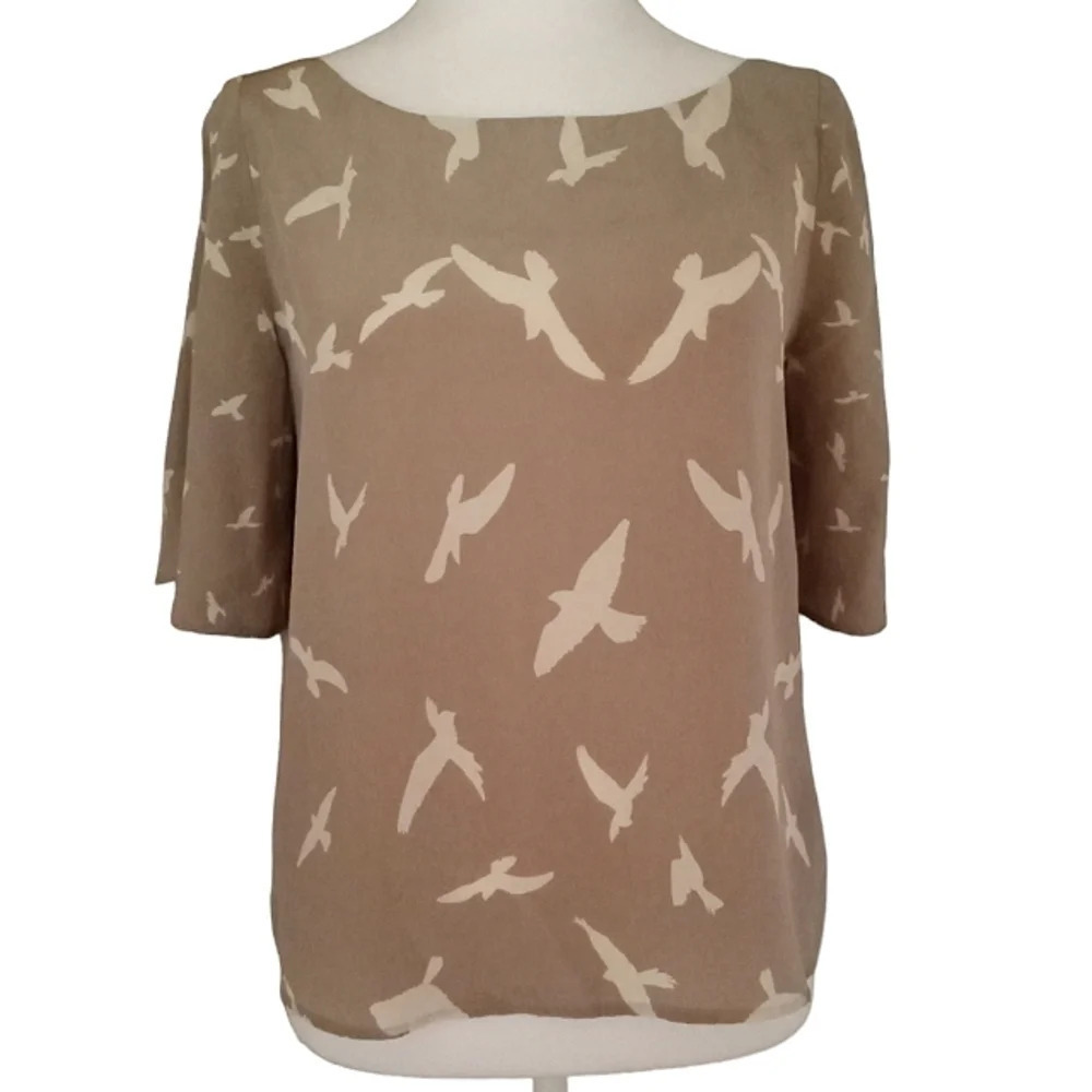 Anthropologie Corey Lynn Calter Novelty Bird Print Open Back Silk Blouse Size 6